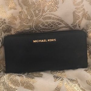 Black Michael Kors wallet
